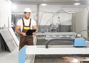 Unlocking the Potential of Sand Blasting Booths in Modern Manufacturing