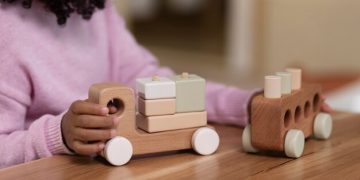 Unlocking Self-Directed Learning: How Montessori Toys Foster Independent Play