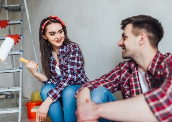 Choosing the Right Painting Contractor: Your Key to a Home Transformation Done Right